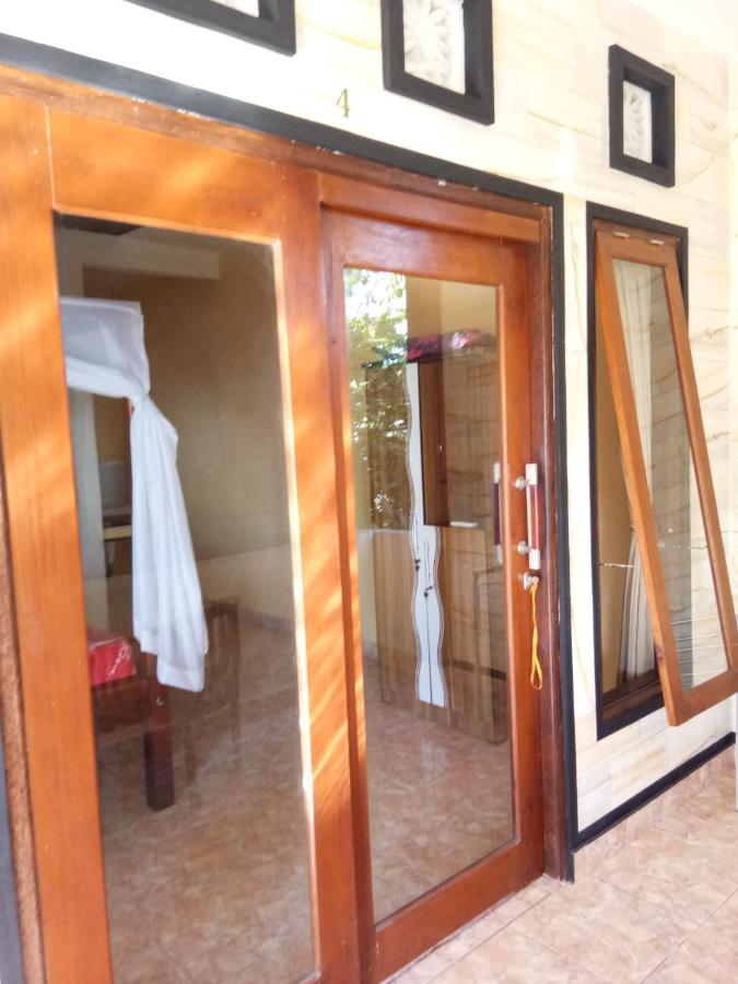 Sudi Homestay Амед Екстер'єр фото
